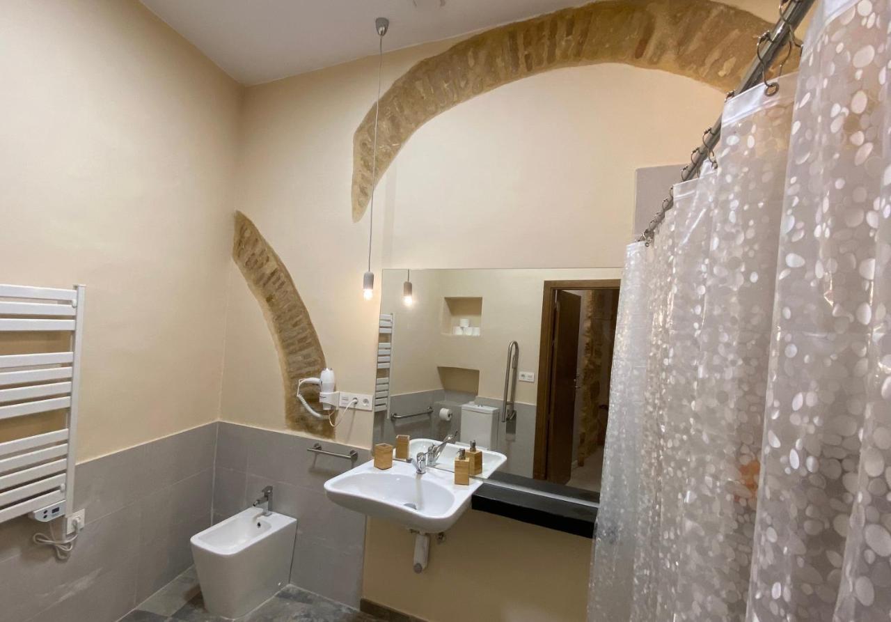 Gadeiras Suites - Apartamentos Turisticos De 2 Llaves Кадис Экстерьер фото
